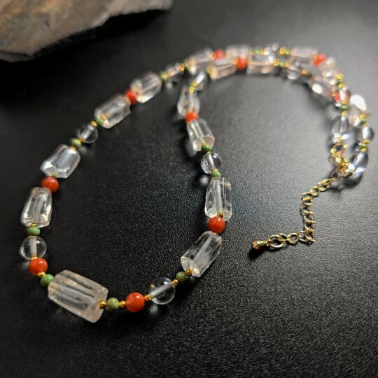 白水晶涨了三倍😂，贱卖之后，我才知道。