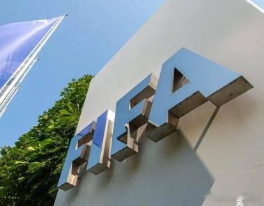 直接开人！就因为公开反对FFE计划，FIFA首席运营官拉穆尔被解除职务。计划都已