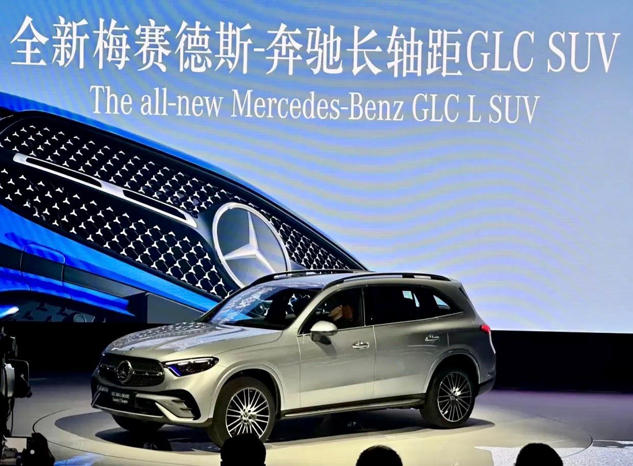 全新奔驰GLC上市，有7座还能继续锁定爆款吗？国产长轴距奔驰GLC共推出8款车型