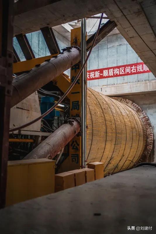 长江底下修高铁背后有哪些硬核技术 长江底下修高铁背后有哪些硬核技术
长江底下修高