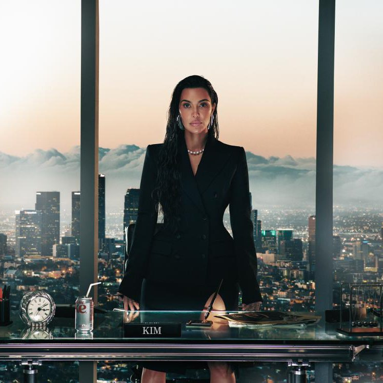 金·卡戴珊已与20th Television 签署了一项合同，根据该合同，她将制