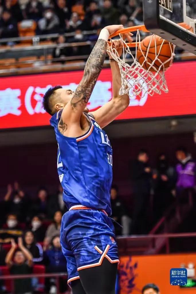 山东高速男篮今晚不出意外会被青岛“三杀”！
前两场齐鲁德比，高速男篮被青岛男篮打