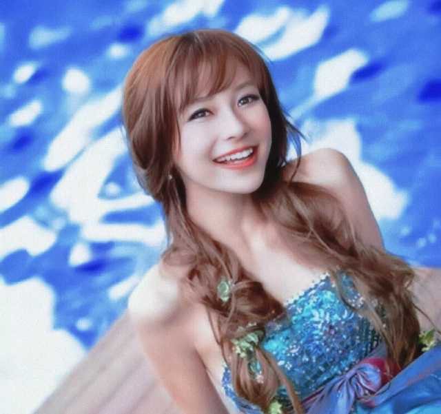 angelababy angelababy 你是诗中玫瑰 亲吻日落，折枝月染诗意