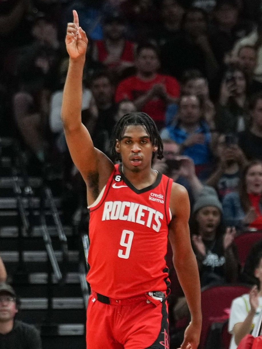 深圳男篮签下前NBA首轮秀约什-克里斯托弗。 