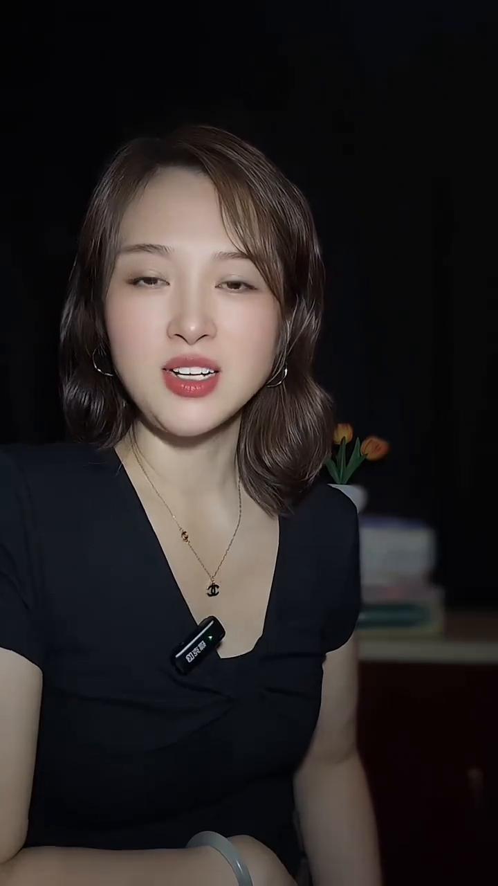 直木成材，弯木成景。
你听过直木成材，弯木成景吗？后半句藏进人生大智慧。直木成材