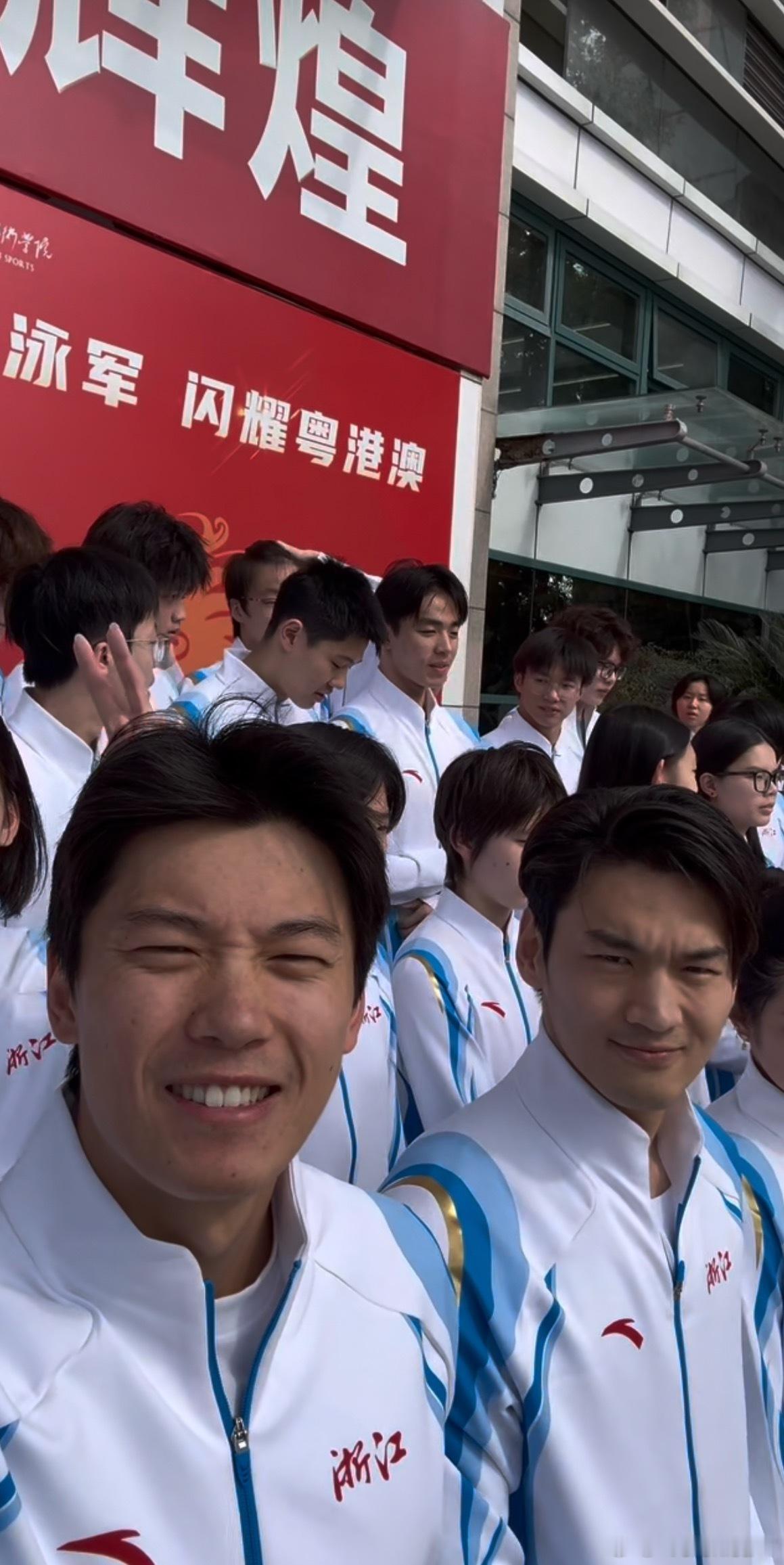 也就汪顺这种颜值敢用这些奇奇怪怪的角度拍vlog全运会19金王👑湖南见