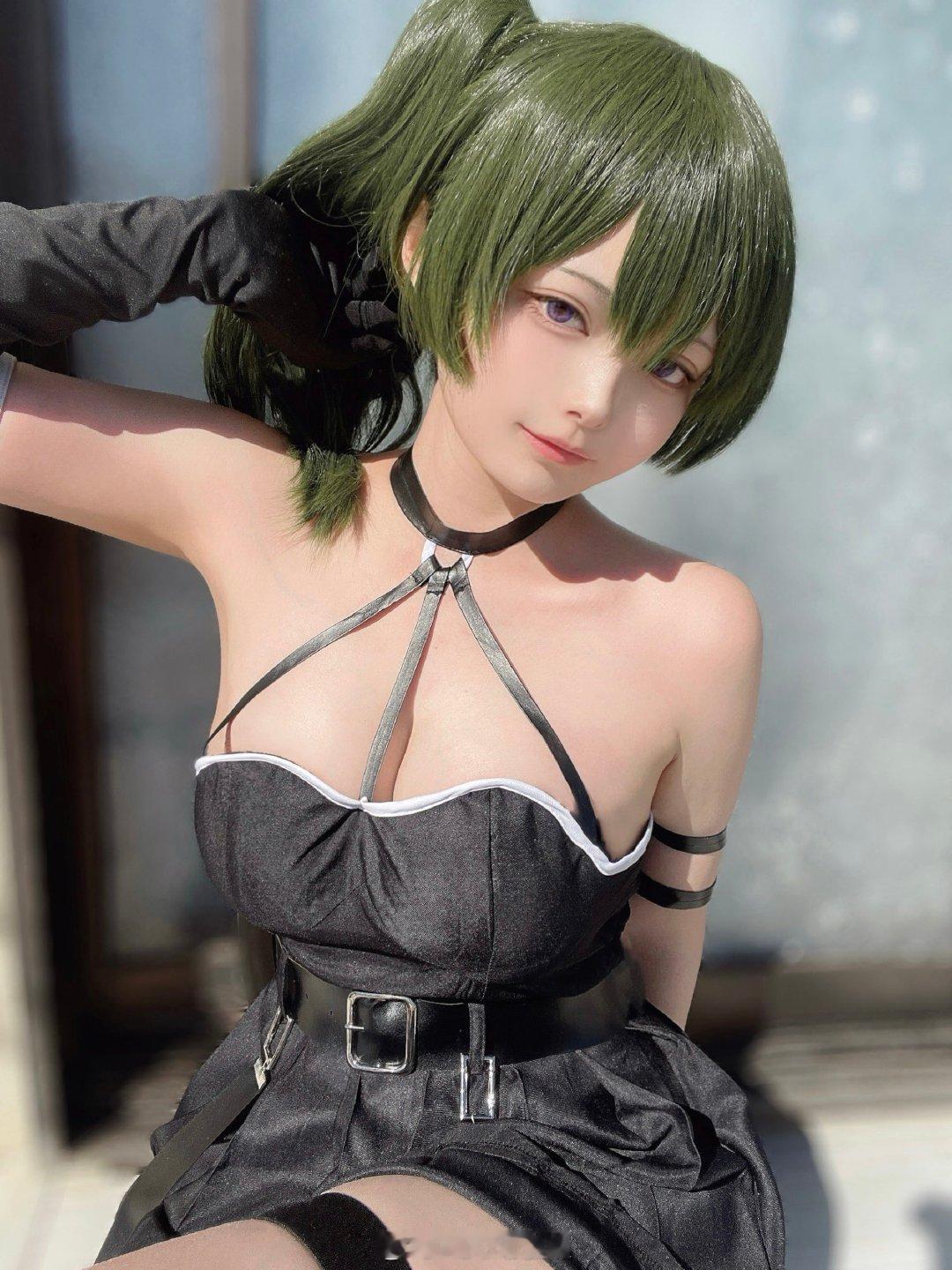 #葬送的芙莉莲# #Cosplay# 尤贝尔cos！！姐姐切我[哆啦A梦吃惊][