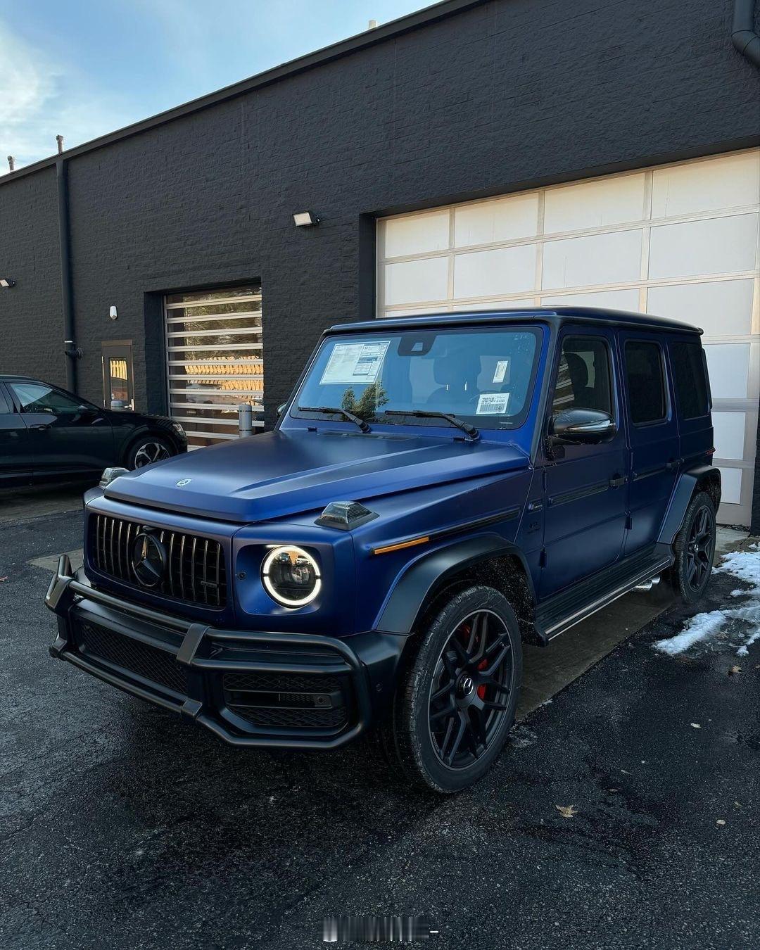 The Brilliant Blue Magno G63 AMG ​​​