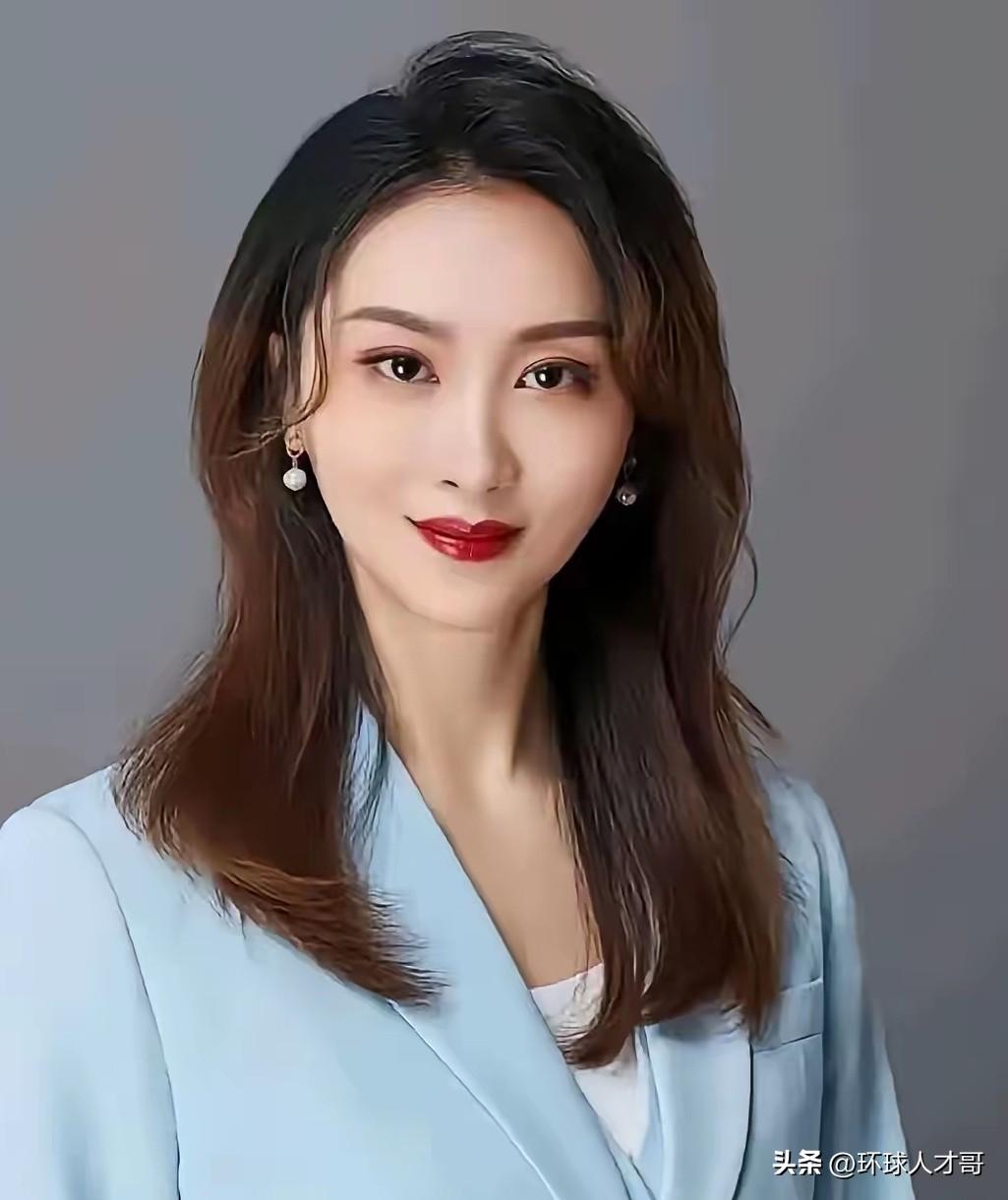 裴教授，堂堂985名校的硕士生导师，本可妥妥的干到退休拿着让人羡慕的退休金，却图