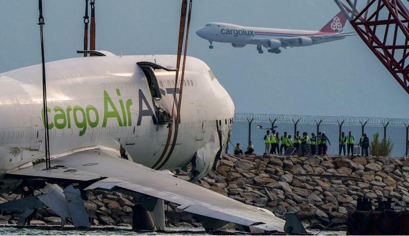 土耳其ACT航空公司运营的波音747货运飞机偏离跑道坠入大海后，其主要残骸已26