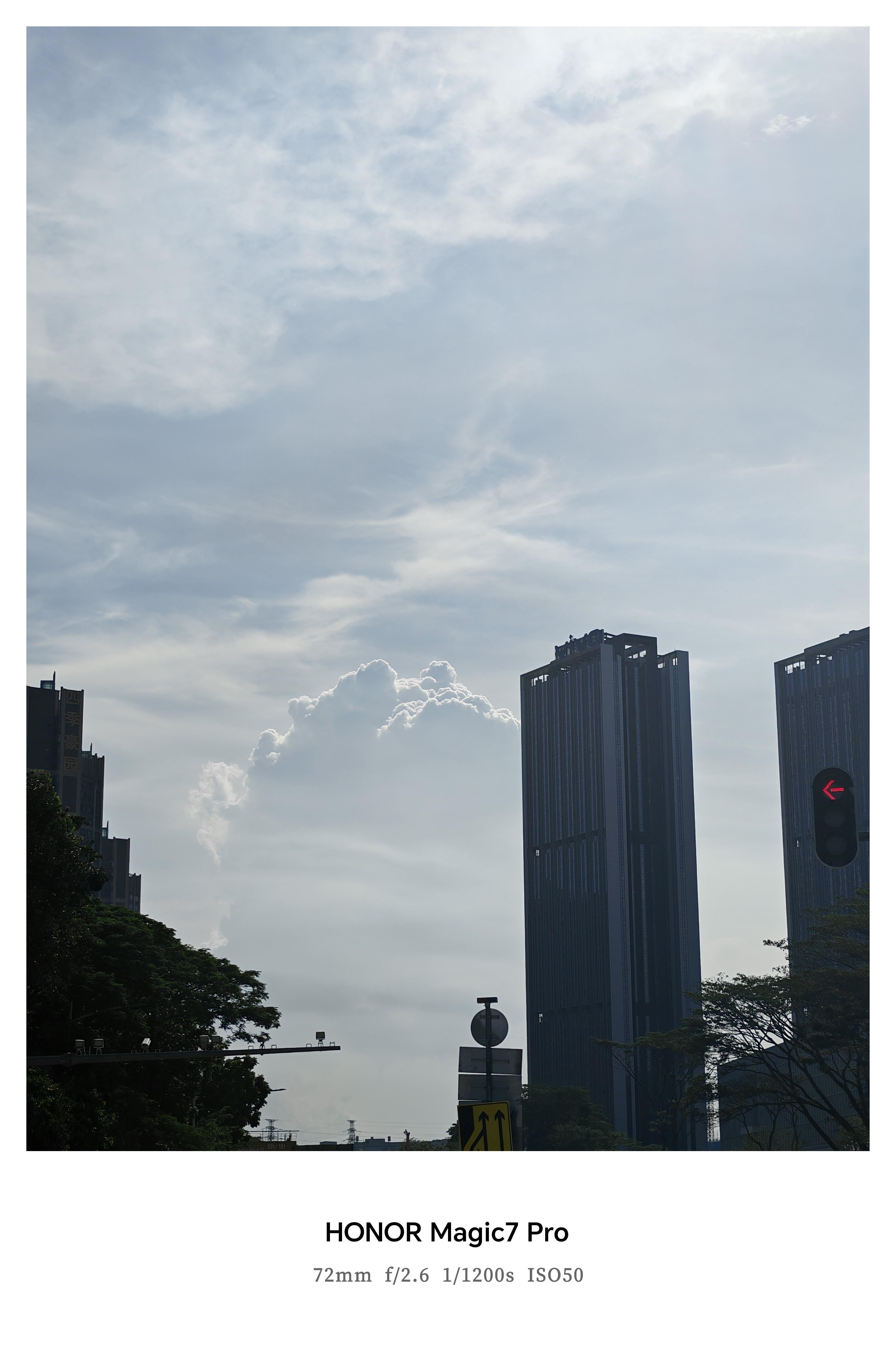 AI手机热度消退了吗 最近明显感觉到AI手机没那么“火”了，热度以肉眼可见的速度