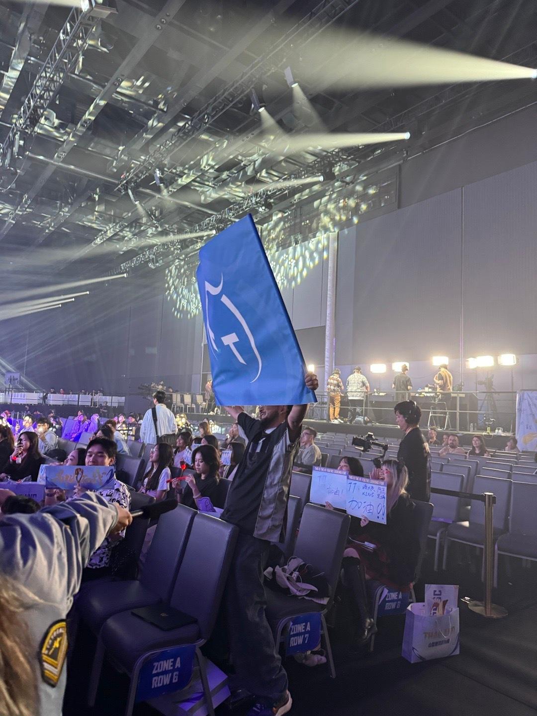 全球总决赛第二日 披荆斩棘，无所畏惧，干就完了！ 