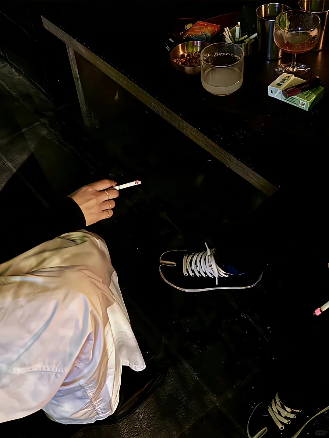 人会爱上三种人： 像曾经的自己的人 自己想成为的人 像自己的人