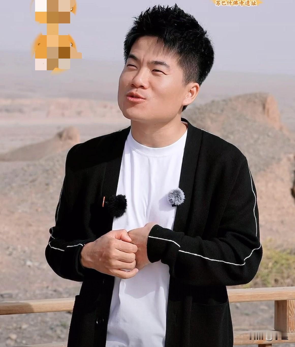 与辉同行的粉丝已经3480万了
这次安徽行之后肯定突破3500万
董宇辉回陕西闷