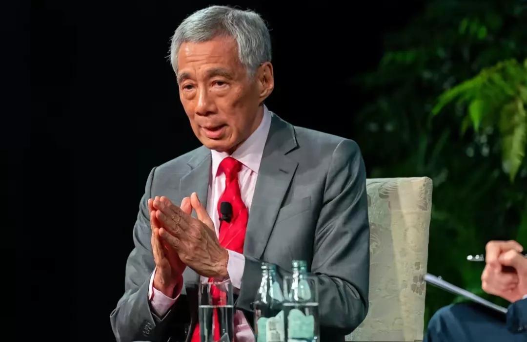 李显龙说，我们不是华人国家，只是刚好华人占多数，若是不明白这一点，就不能真正成为
