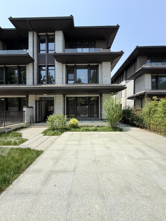 捡漏啦～～550W的地铁🚇联排别墅🏡！