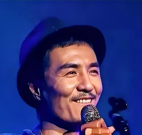 朴树的父母在学术界简直是"顶配组合"：爸爸濮祖荫是国际宇航科学院的院士，还是北大