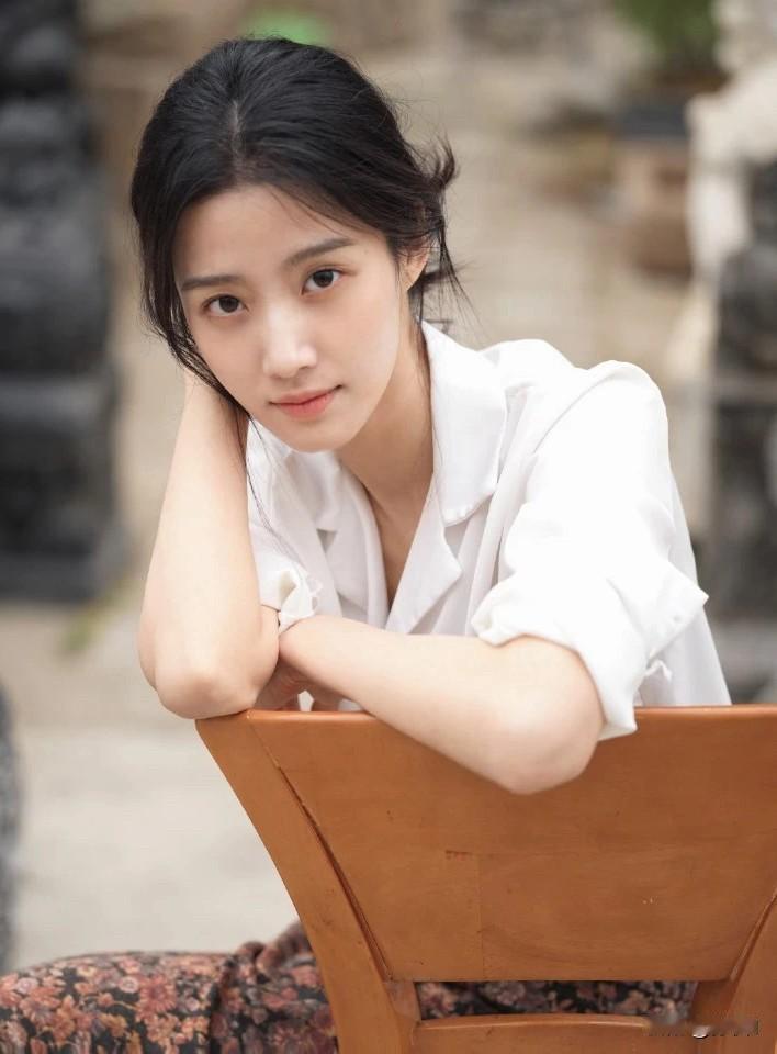 卢昱晓是不是很漂亮？
很期待她主演的《阿嬷的情书》，据说零差评