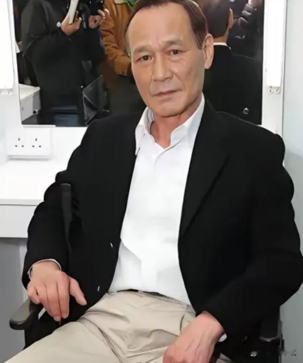 1988年，警察从陈惠敏的家中搜查出2支手枪，200发子弹，就在警察要将陈惠敏带