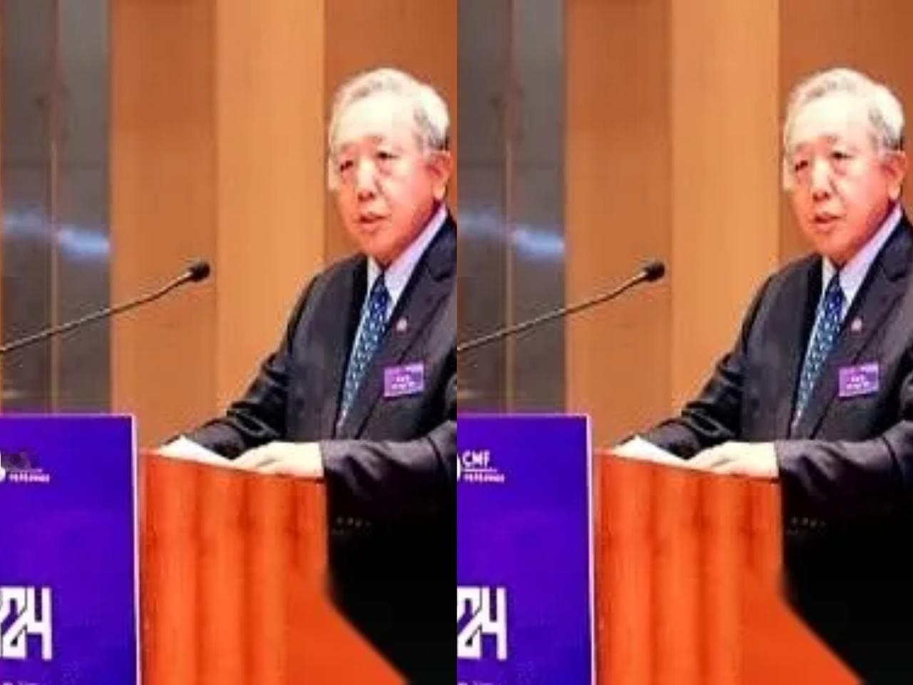 吴晓求教授戳破的真相
我们怕的不是取钱
是没了踏实
 
谁没遇过取自己的钱还要被