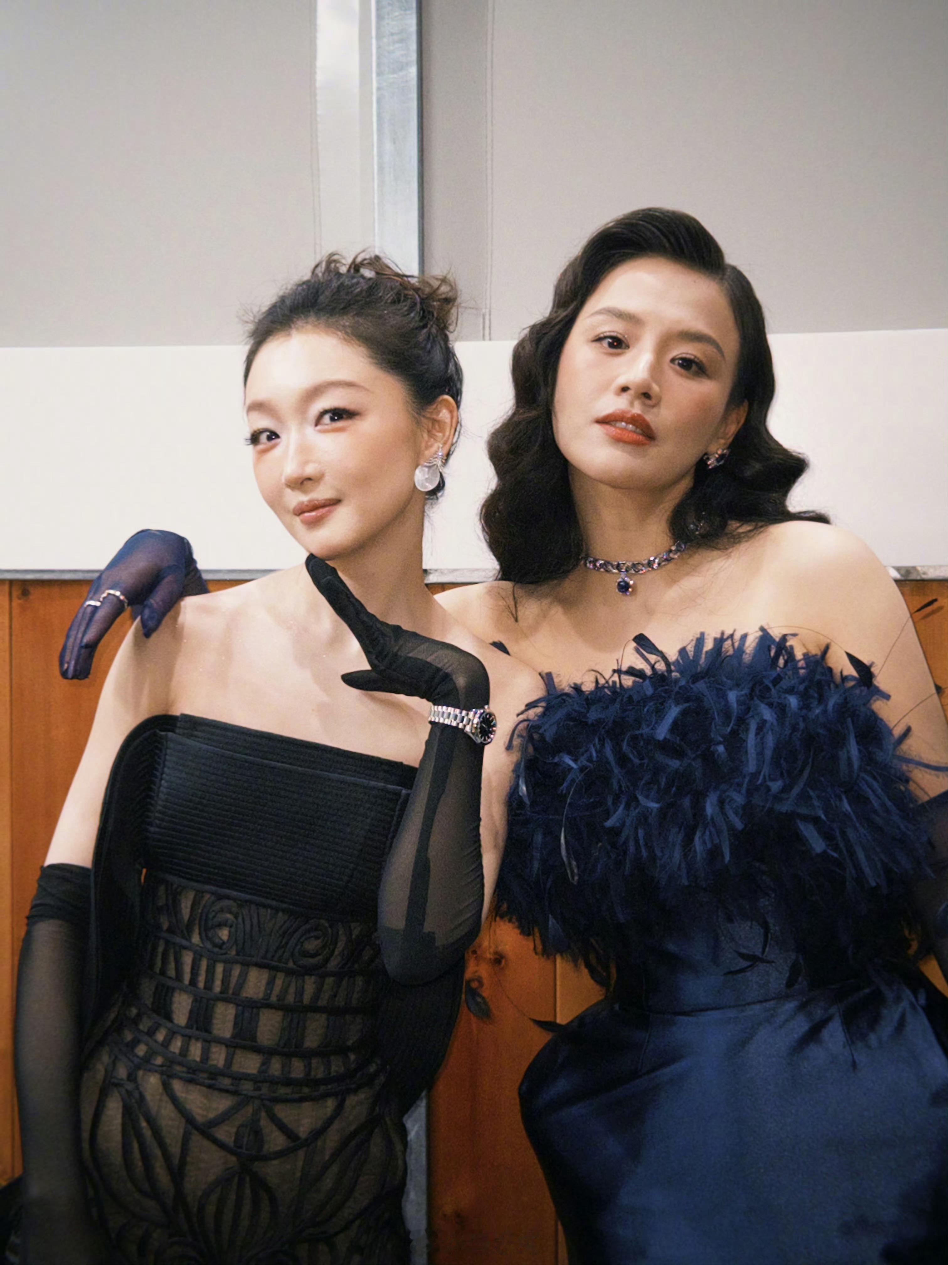 周冬雨 马思纯“七月与安生”vogue时尚之力盛会vogue盛典红毯 ​​​
