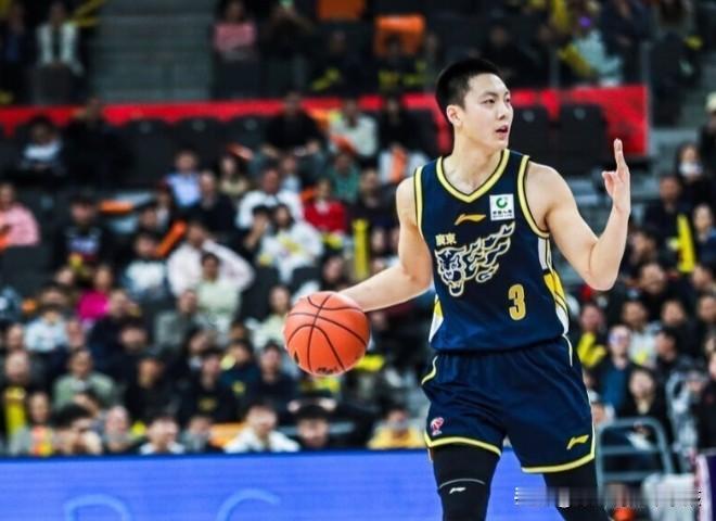 CBA联赛的赛场上，这个晚间只有两场比赛上演，那就是广东男篮和吉林男篮以及北控和