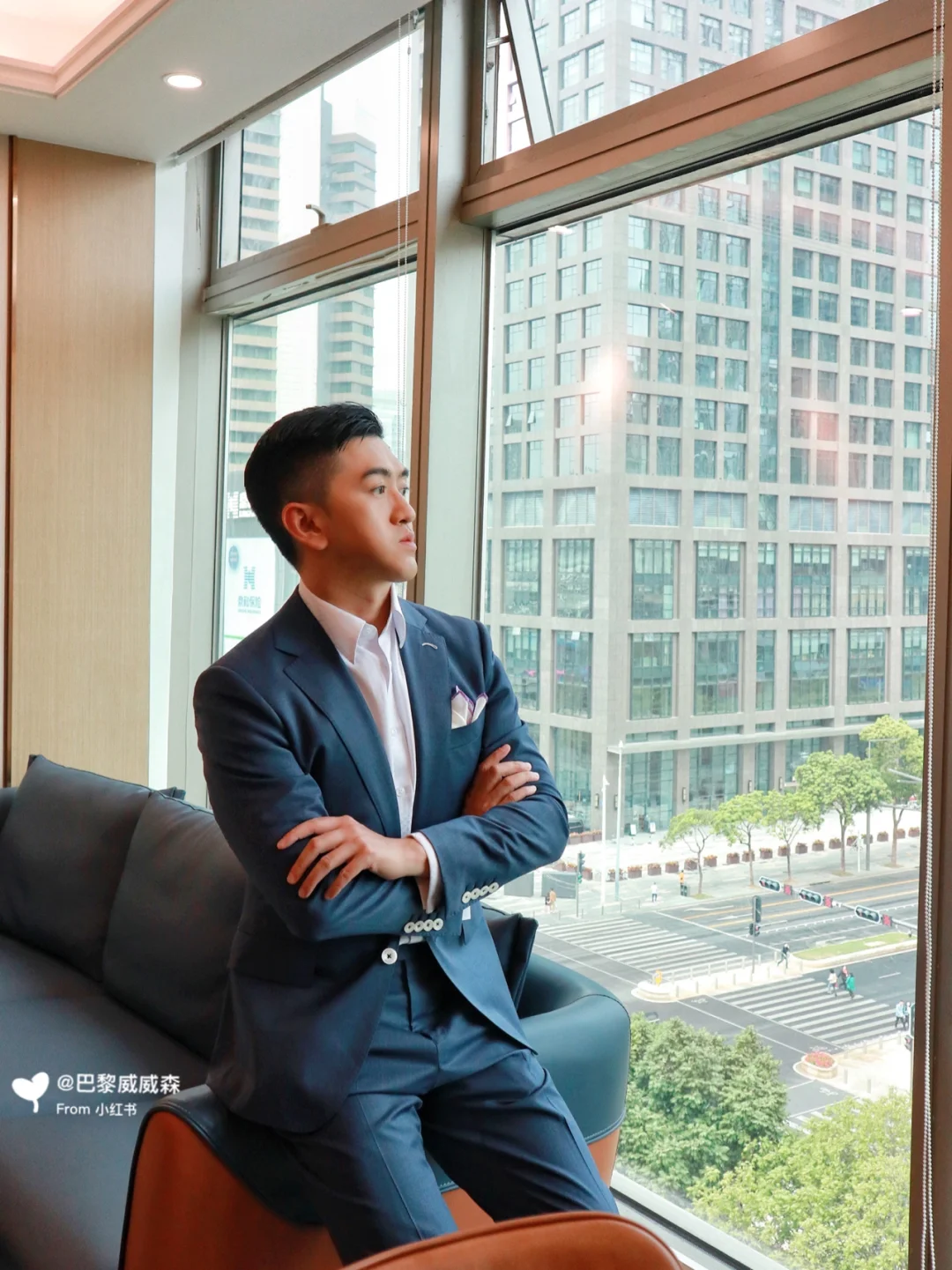 深圳探店 都市精英男士穿搭 选择西装技巧