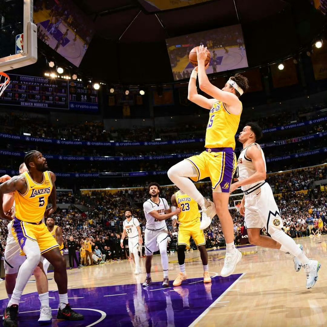 团结一致 拿下胜利❗️😤😤😤洛杉矶湖人