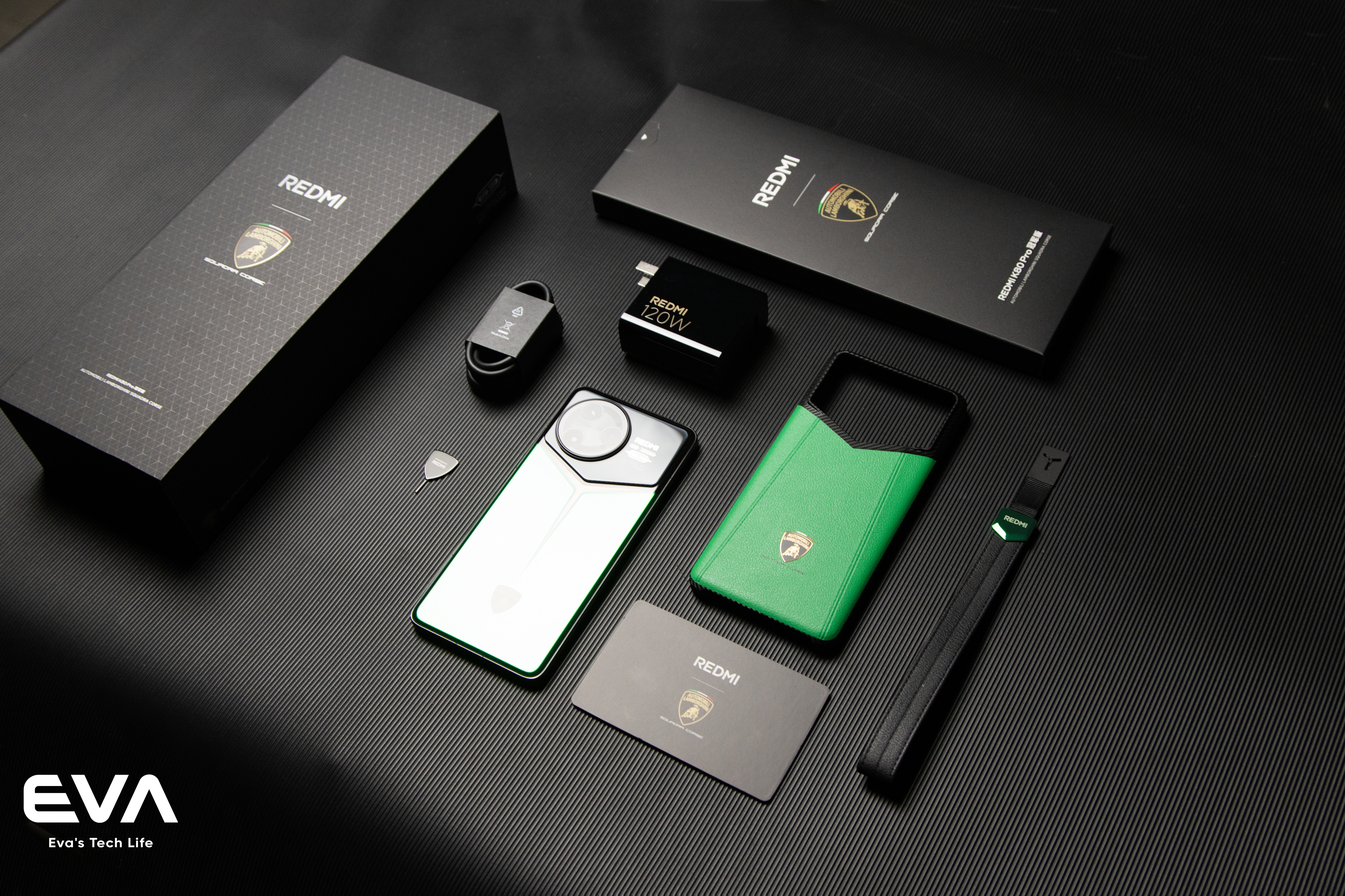 REDMI K80 Pro冠军版依旧与兰博基尼SQUADRA CORSE联名推出