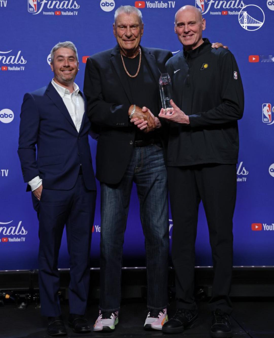 致敬NBA历史最伟大的教练—“疯狂科学家”唐·尼尔森[作揖]金州勇士 ​​​