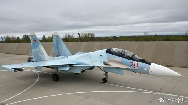 俄罗斯国防部一架苏-30战斗机在克里米亚坠毁。今天上午11点左右,在克里米亚共和