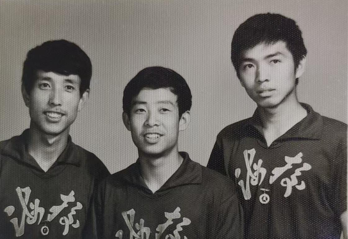 这是大连海洋学校的运动员吗？