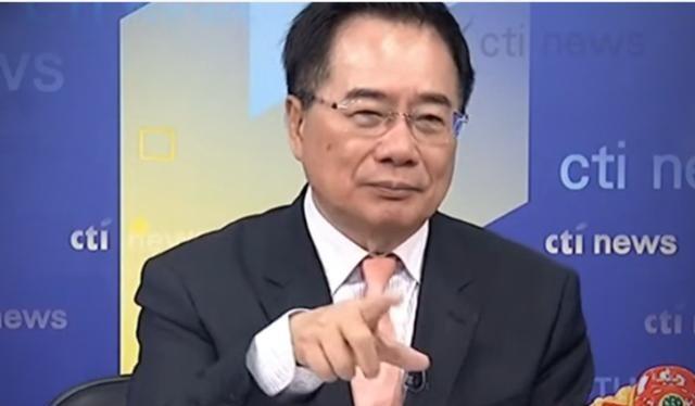 国民党立院党团总召傅崐萁，在蔡正元脸书下面PO文表示：“兄弟，辛苦你了！先知总是