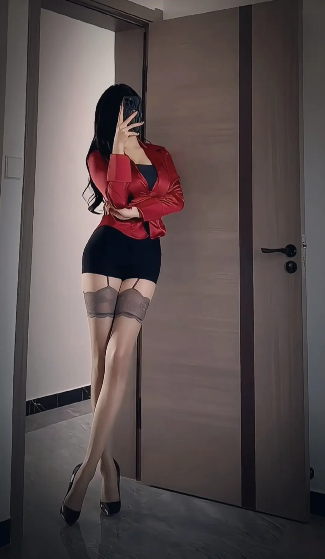 我的要求越提越过分 你也越来越享受