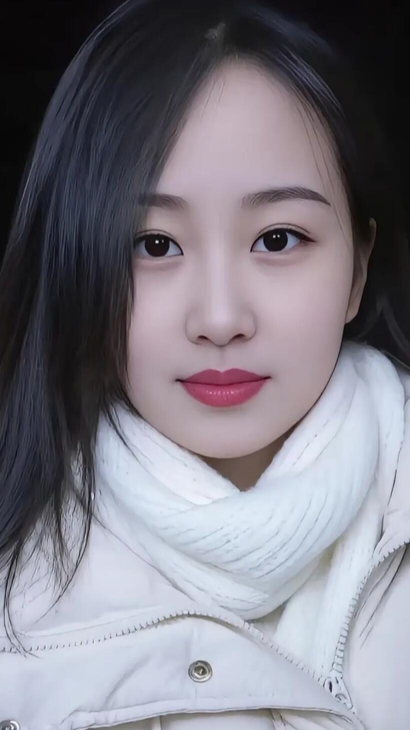 冬日暖阳下的甜美笑容😊