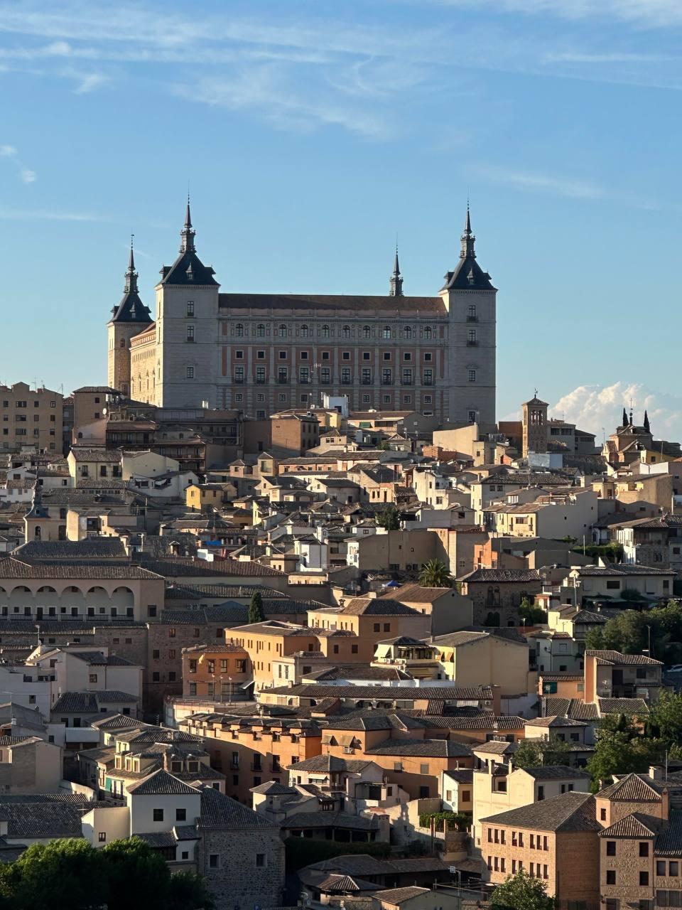 可惜没拿fumo
但是这就是真实的西班牙呀