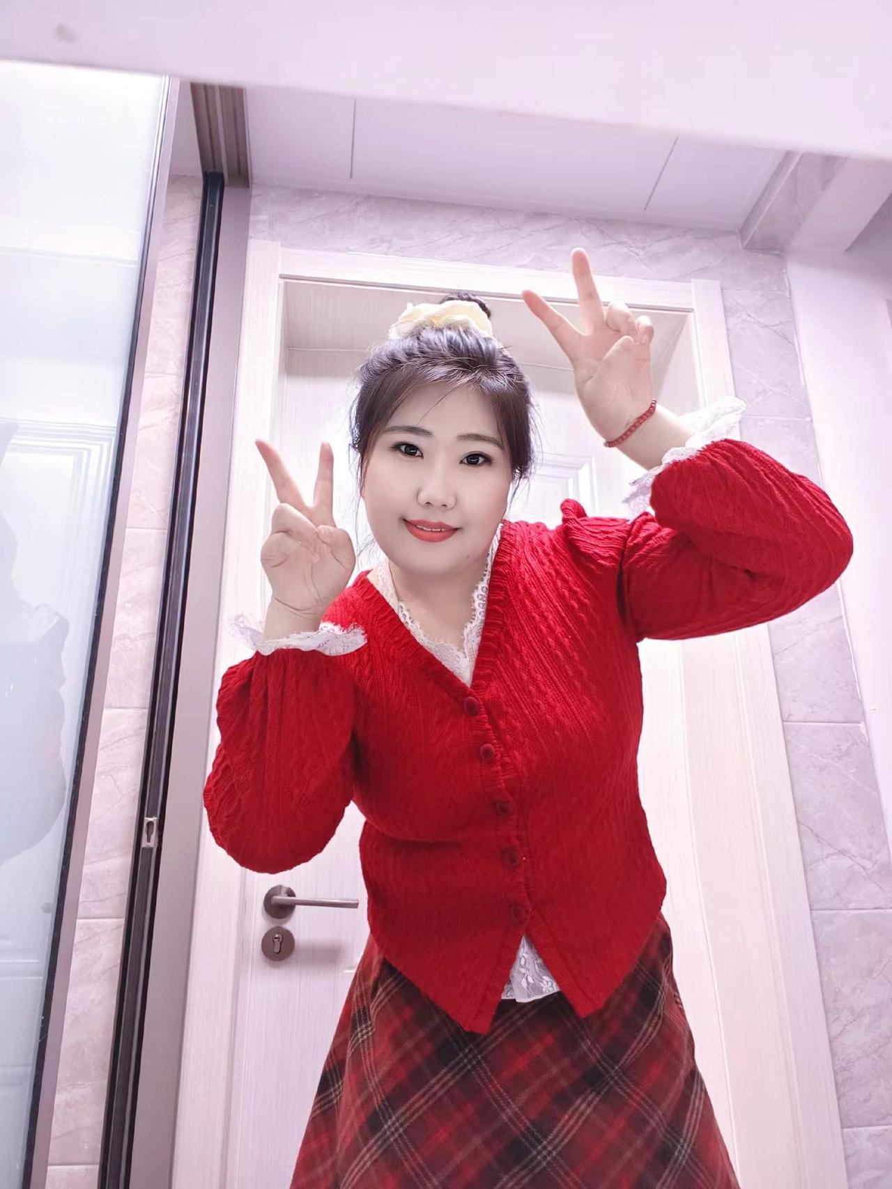 别管姐姐多少岁，30以上叫宝贝-助手