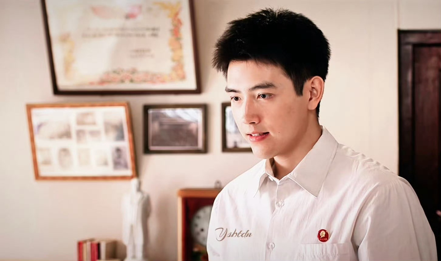 陈飞宇 央妈严选 陈飞宇真的越来越稳！从天才李峋到温柔方穆扬，角色反差感拉满，演