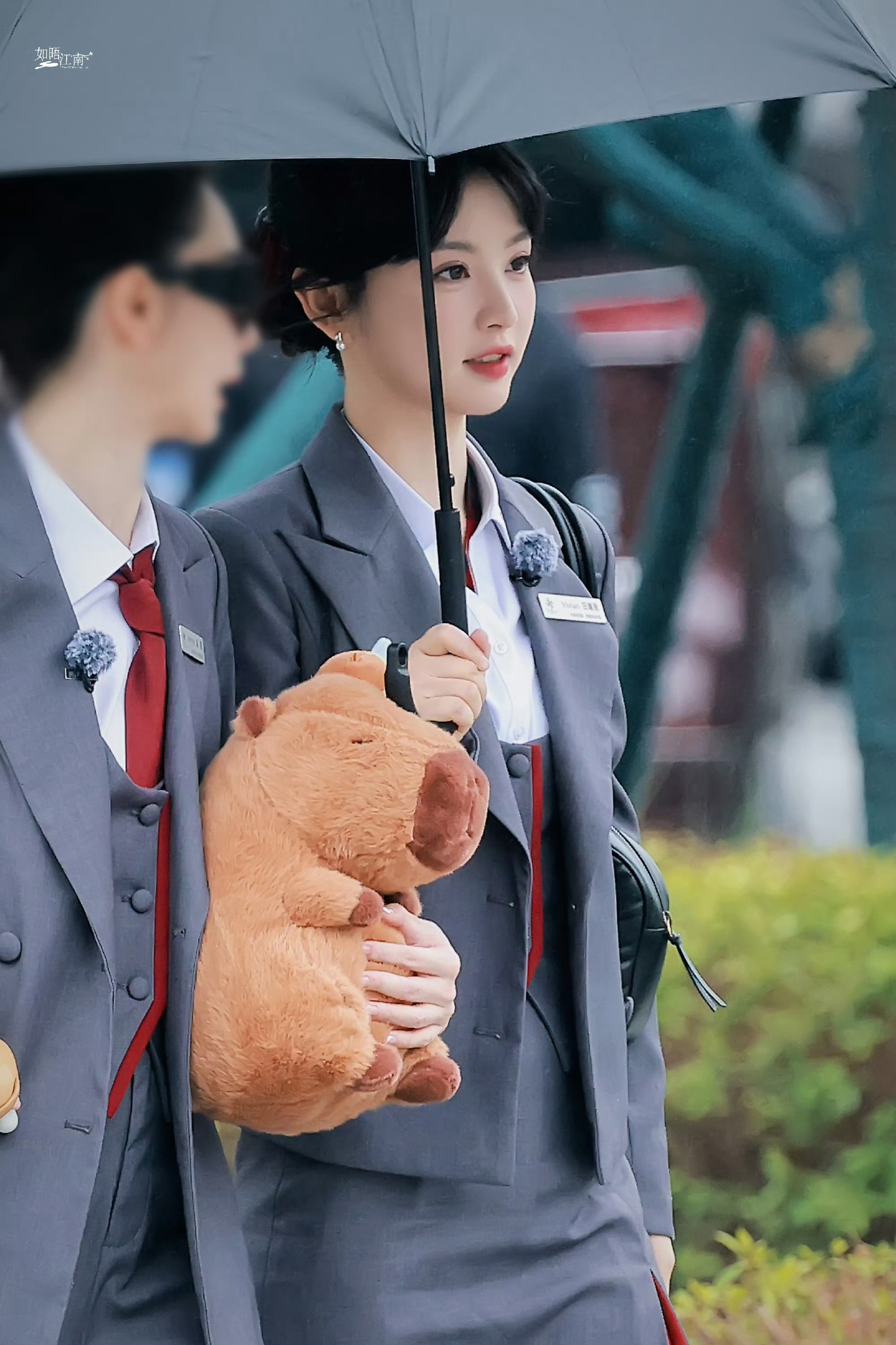 田曦薇女推2上班！今天是制服薇薇～好女高啊[抱一抱][送花花]#田曦薇[超话]#