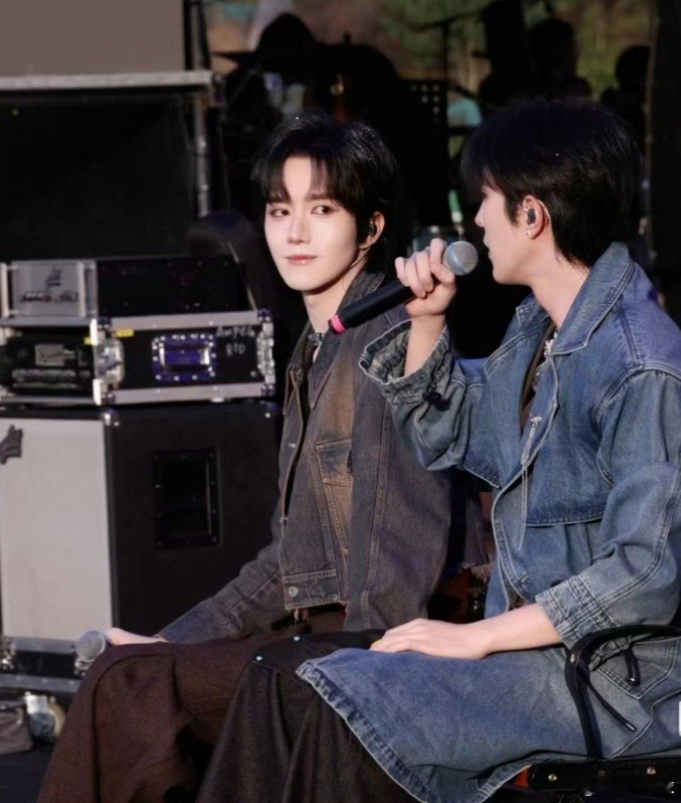 黄星邱鼎杰同频的人永远不会走散