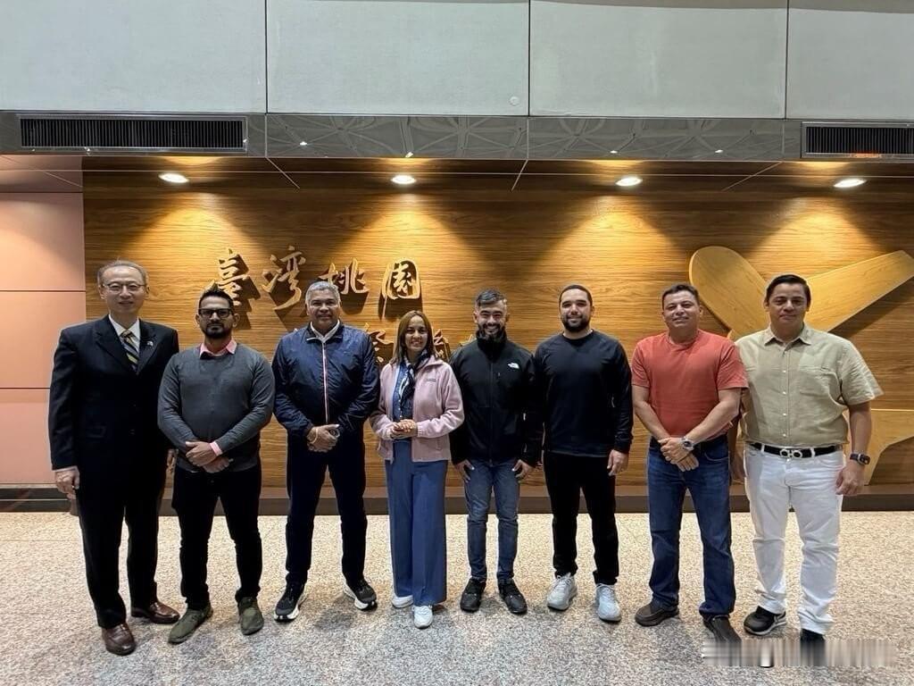 两年三度窜台
台湾还是巴拿马第二大出口地
所以湾湾认为他们有机会了

就是让巴拿