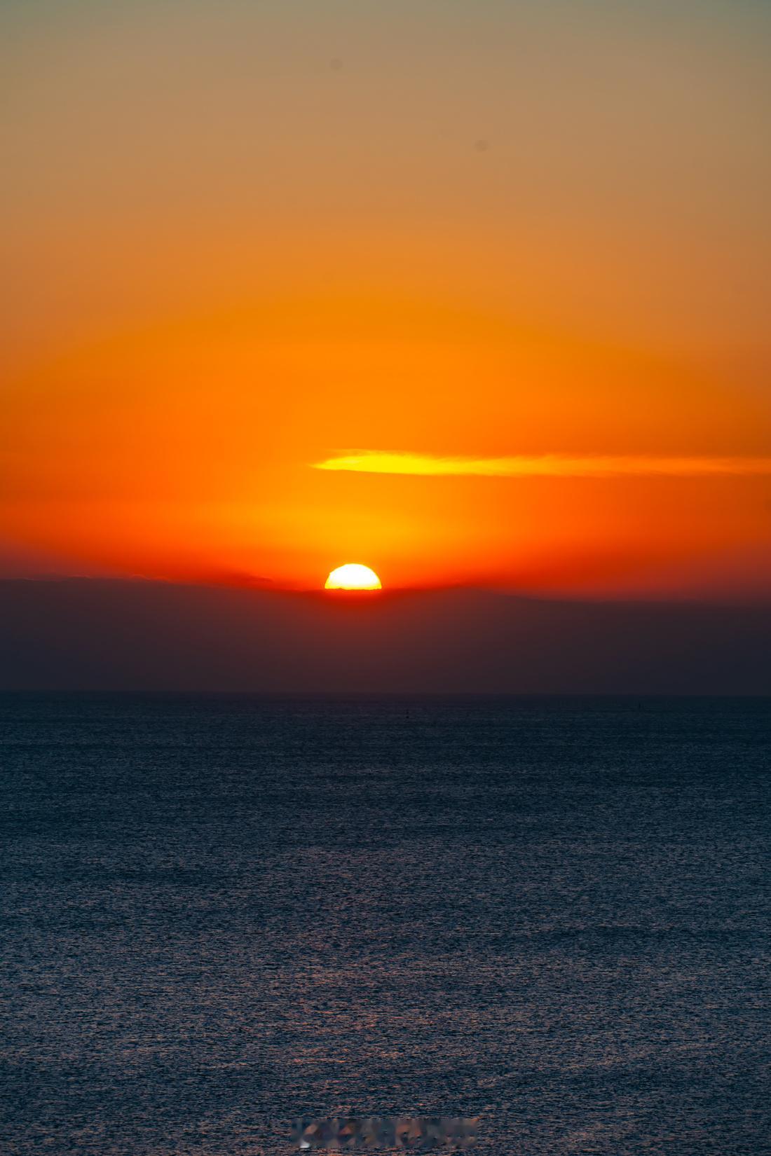 追逐一场海上日出幸运美好一整年🌅📍青岛涵碧楼MigoooTravel©️📷