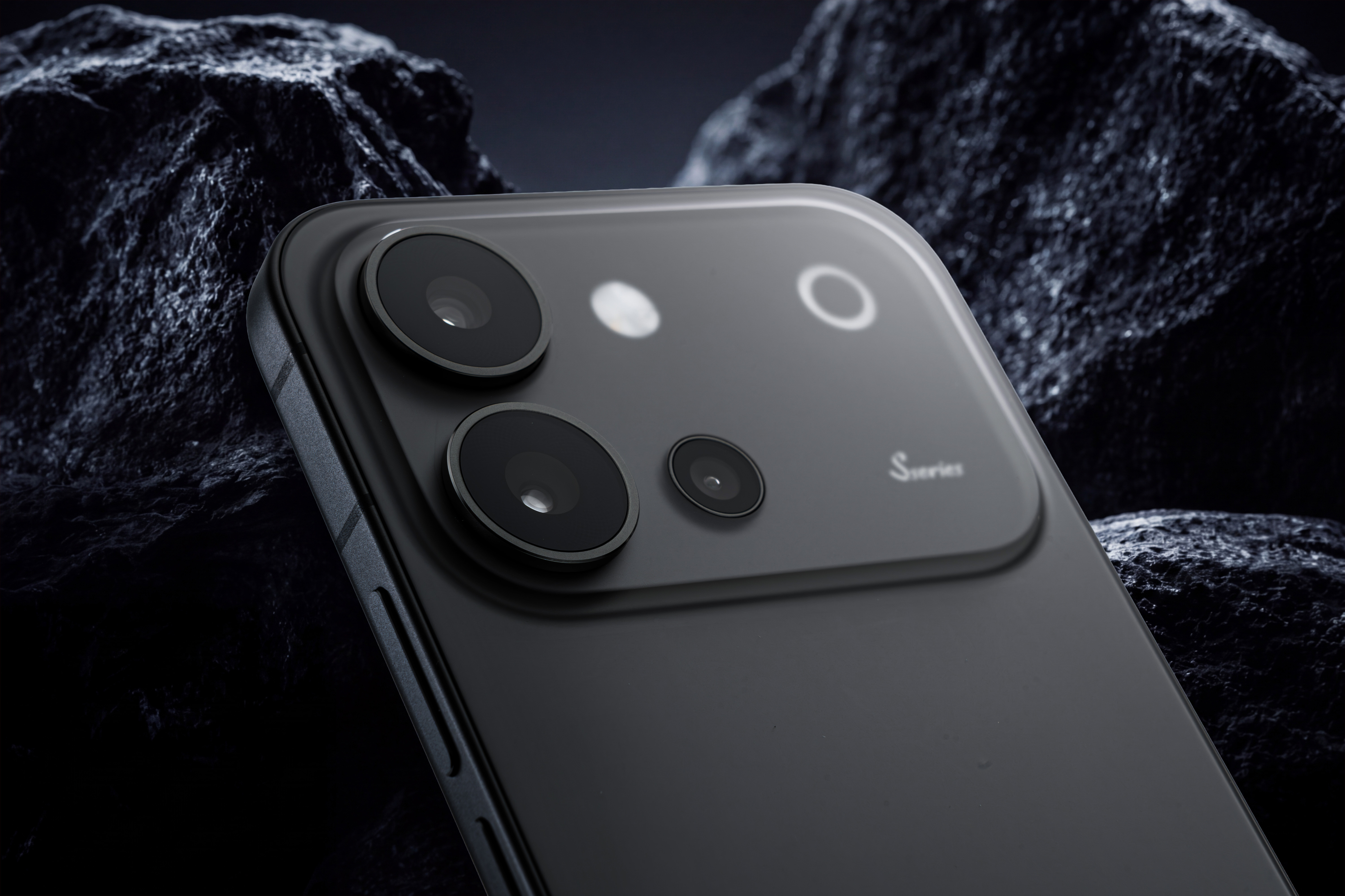 vivo S60「仲夏夜」真机上手，谁说黑色就不能精致了？磨砂黑加上雾面的冷雕玻