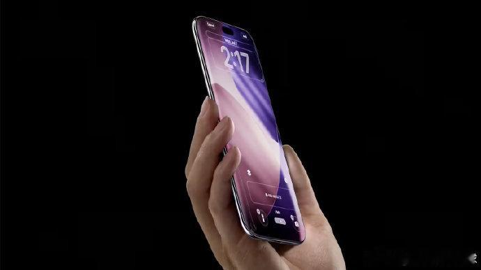 【苹果20周年iPhone前瞻 ：微曲面显示屏、无实体按键，真全面屏仍存悬念】7
