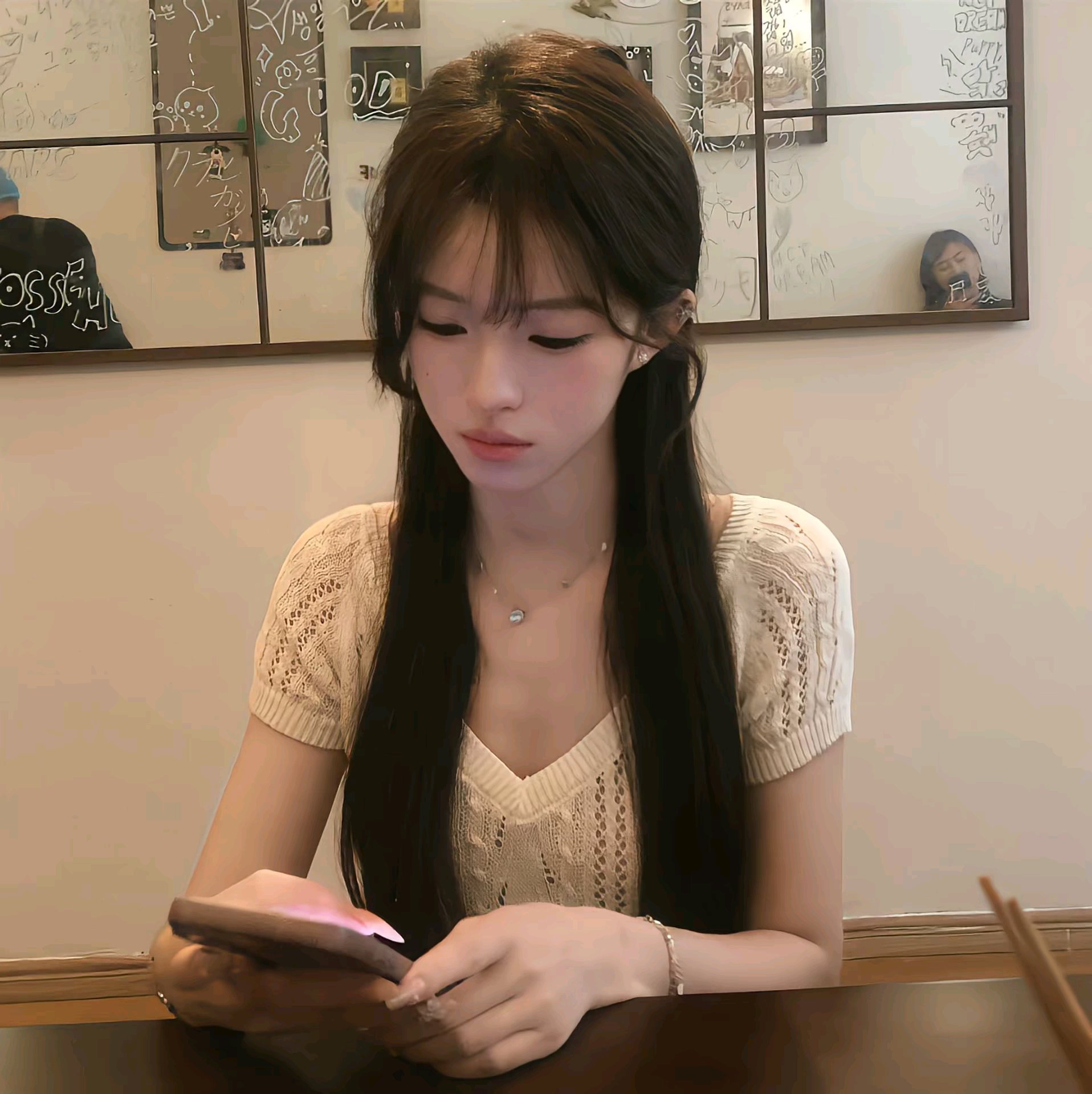 𝑾𝒆𝑪𝒉𝒂𝒕女生头像 | 优质女头 | 氛围感女头 ｜图源网络 专栏
