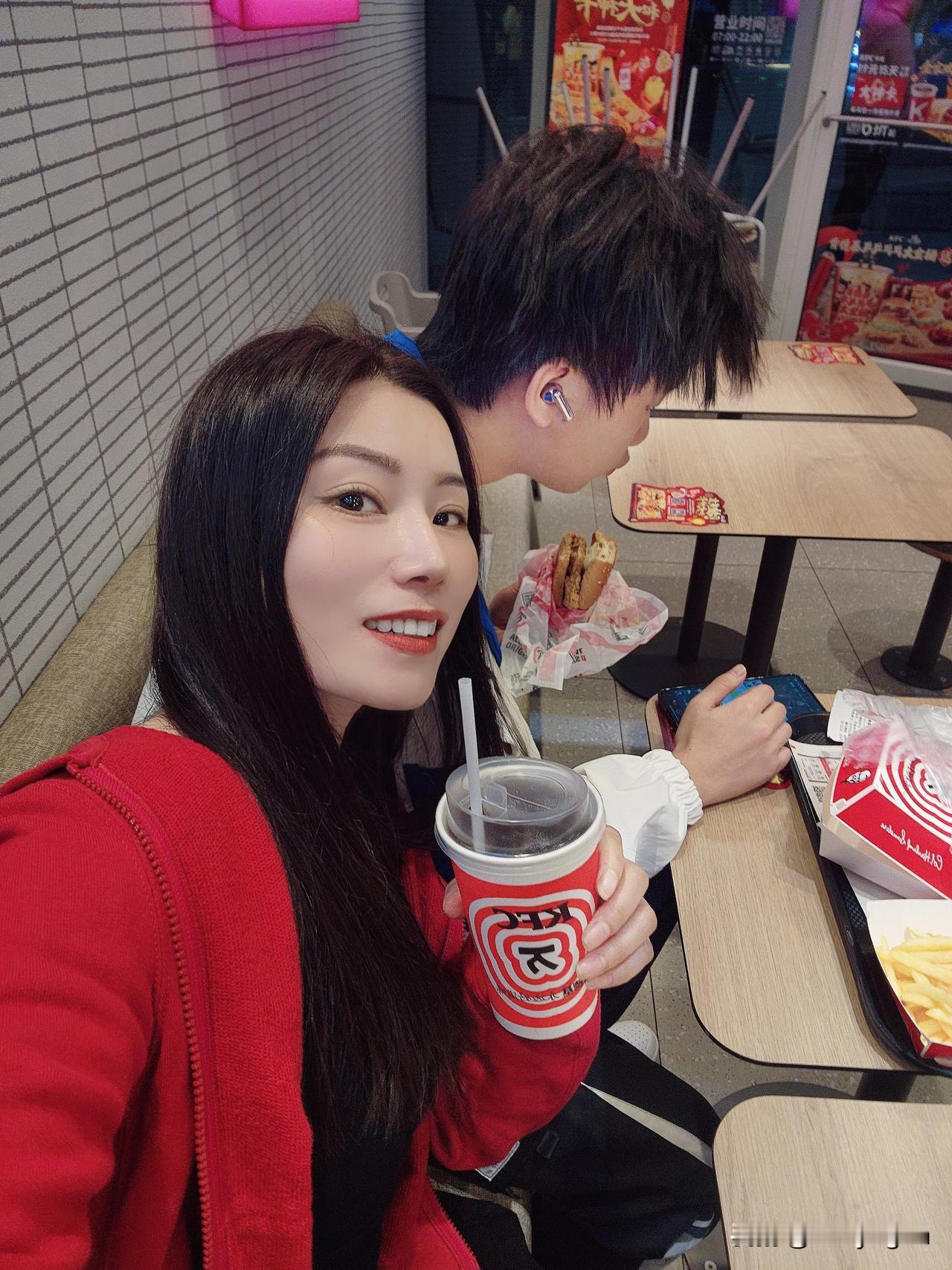 看着你们父子俩吃吧❤️❤️❤️