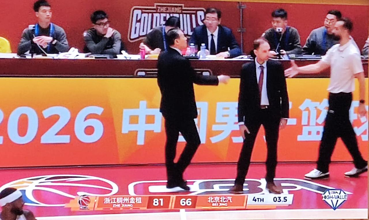 CBA今晚六场比赛结果，说两句。
一，浙江81-66北京。
很难想象广东队是怎样
