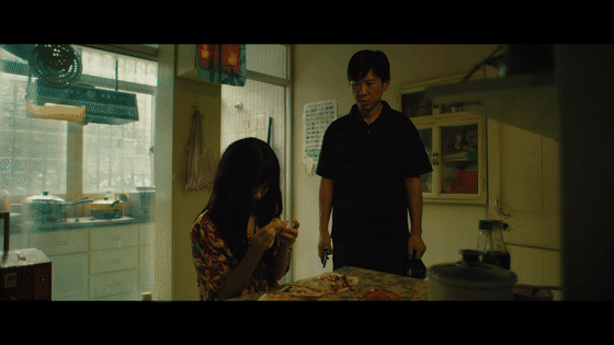 他想求肾源却求回脑瘫的她 谁能体会走投无路的滋味😣，程恳为了女儿几乎赌上一切，