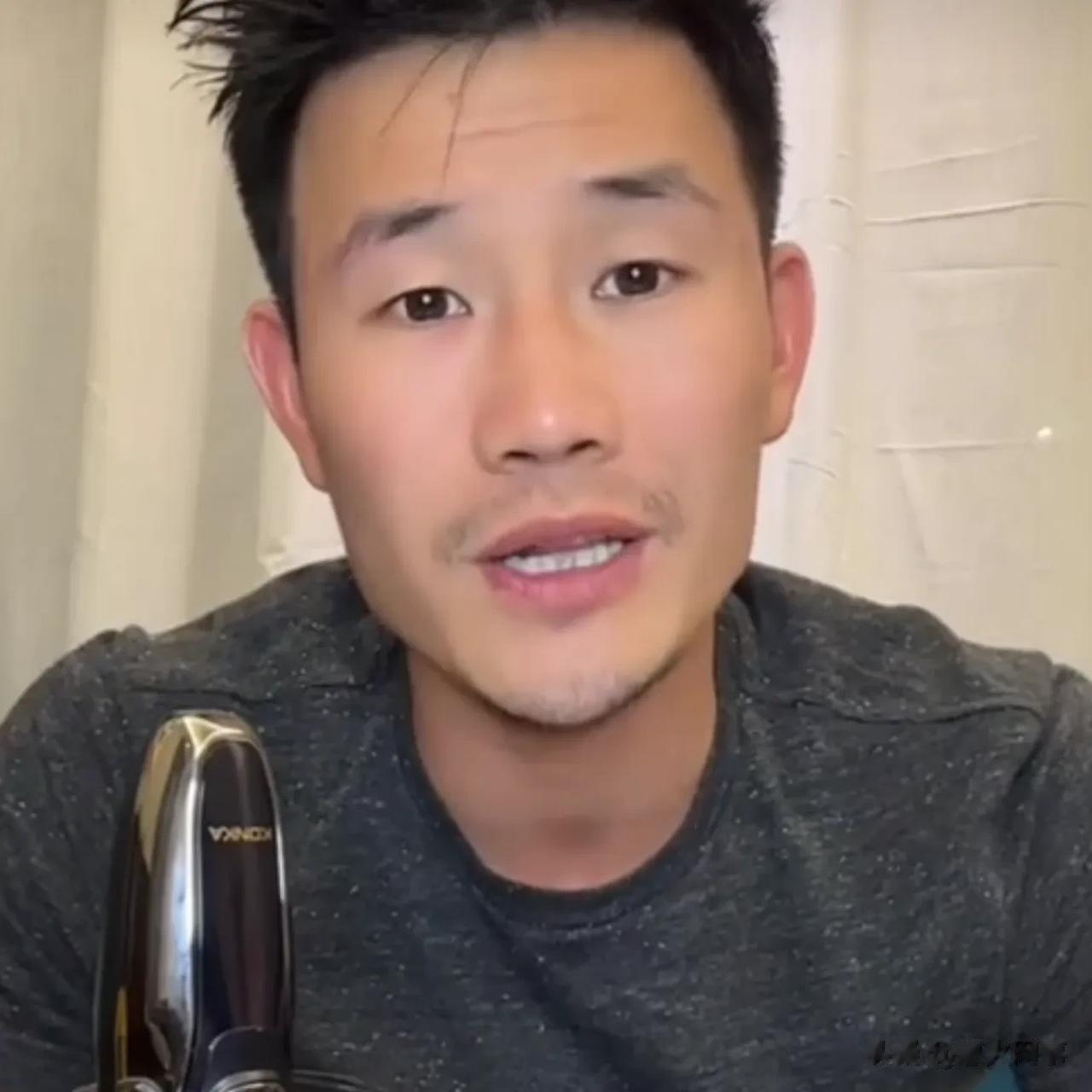 嘎子点评散打哥:人很好，也很聪明，但是过于聪明了，聪明过头就傻了……自己的品牌美