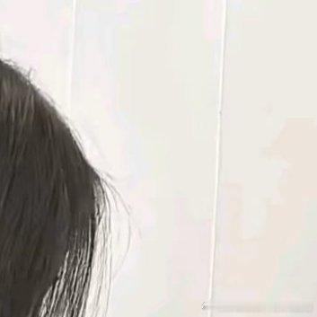 0100善良是一朵盛开的花，美丽而芬芳；是一首动人的乐曲，美妙而动听；是一杯加温